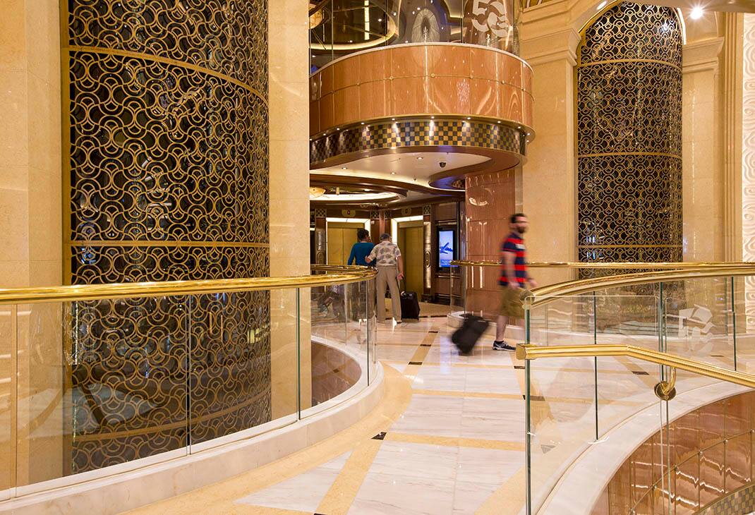 img_regal-princess_9_1070x730